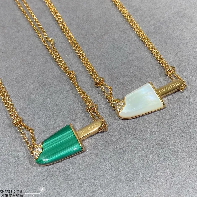 Green Gold Double-Chain Malachite-Style Pendant Necklace 8