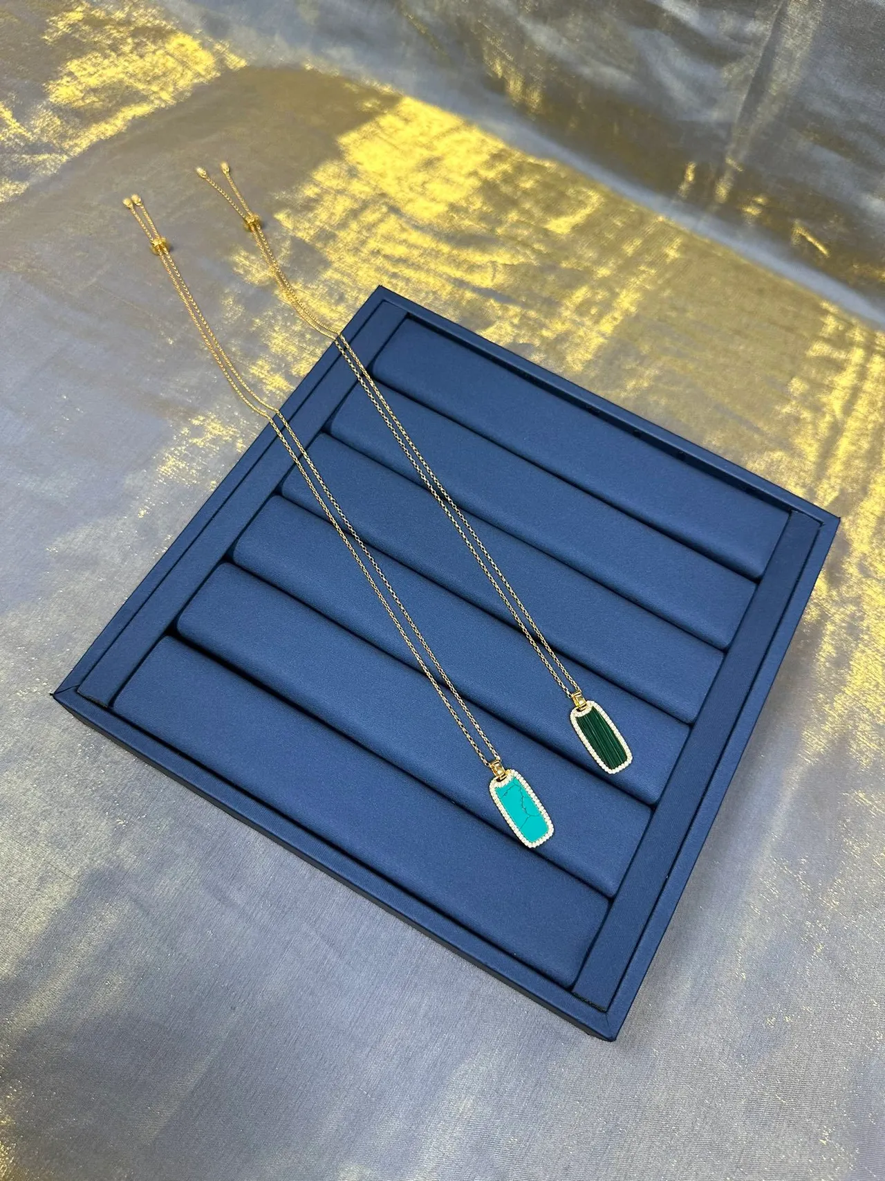 Green Gold Rectangular Stone Pendant Pavé-Set White Stones Border Necklace 8