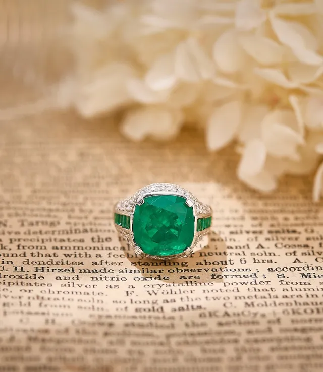 Bague Halo Diamant Pavé Émeraude Centrale Taille Cushion-Cut Argent Vert 4