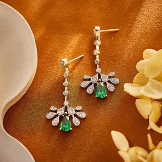 Green Silver Dangling Floral Motif Earrings
