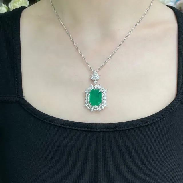 Green Silver Emerald-Cut Central Gem Halo Of Marquise And Round Clear Stones Necklace 8