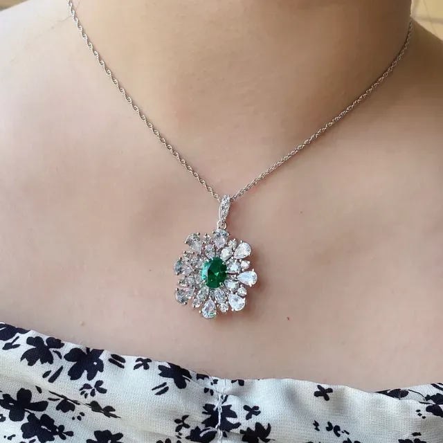 Green Silver Floral Cluster Pendant Oval Center Stone Necklace 8
