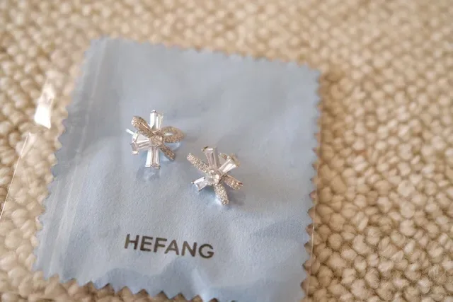 HEFANG Crystal Floral Starburst Stud Earrings 6