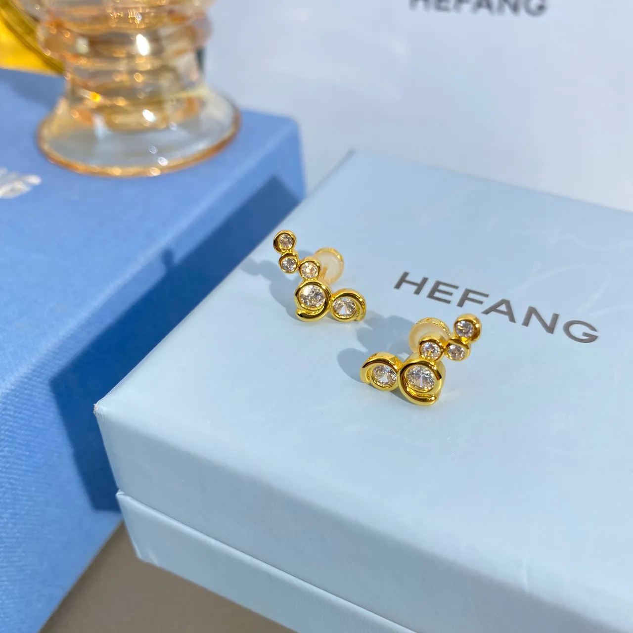 HEFANG Gold-Tone Clustered Round Stone Stud Earrings 9