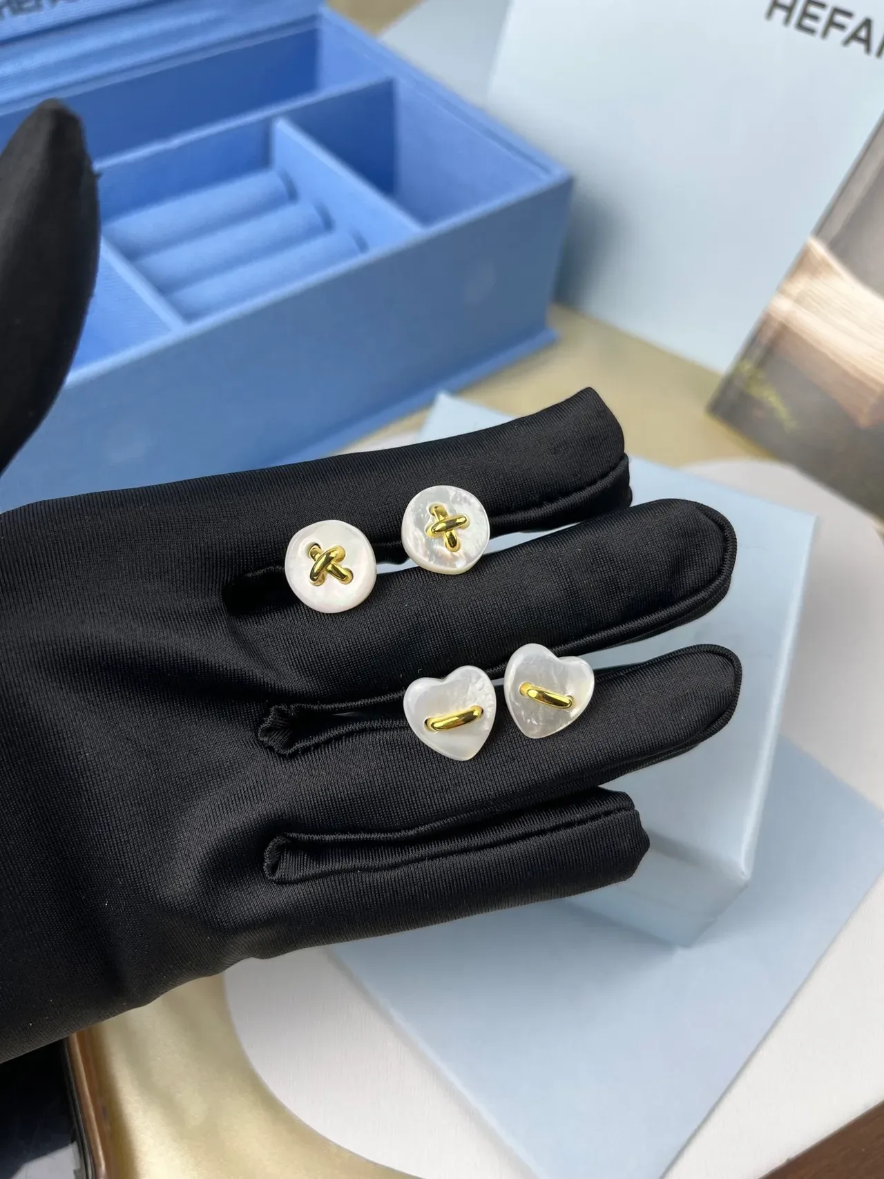 HEFANG Pearlescent Shell and Gold-Tone X-Bar Heart and Circular Stud Earrings 3
