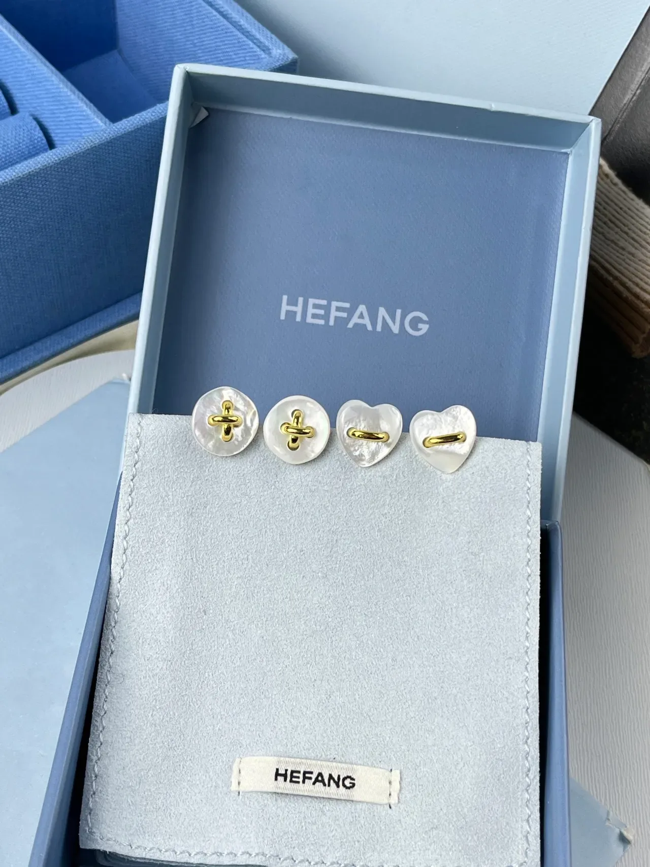 HEFANG Pearlescent Shell and Gold-Tone X-Bar Heart and Circular Stud Earrings 6