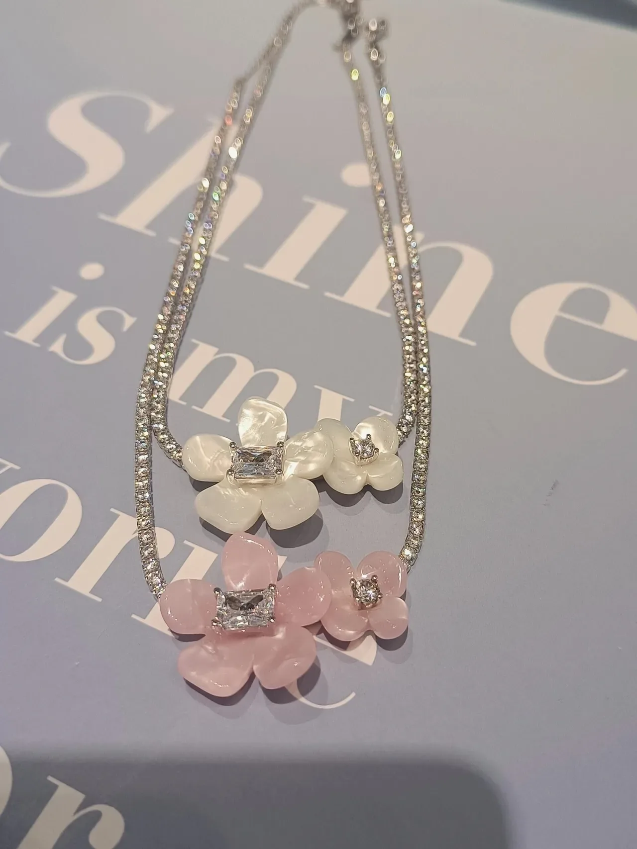 HEFANG Pink Beige Floral Pendant Pavé-Set Chain Necklace 8