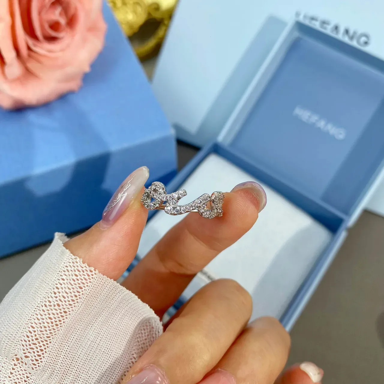 HEFANG Silver White Open Band Pavé Crystal Embellishment Ring 8