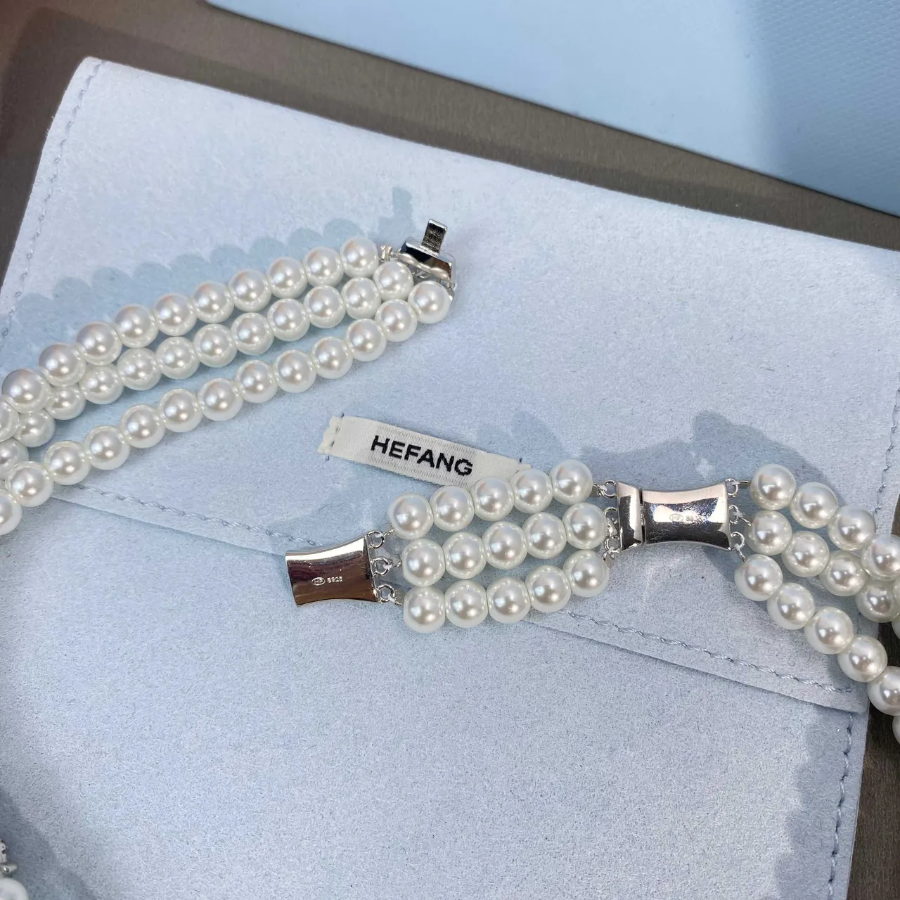 HEFANG White Silver Multi-Strand Pearl Feather-Shaped Crystal Charms Necklace 5