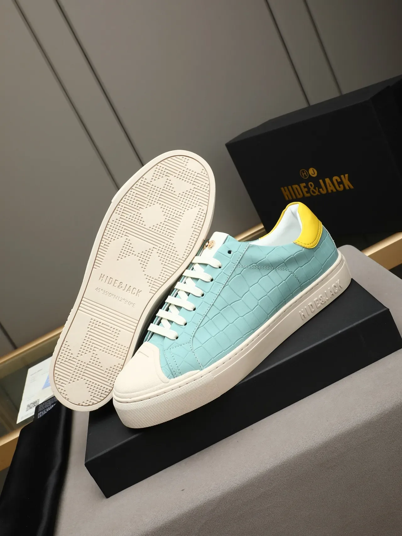 HIDE&JACK Aqua and Yellow Croc-Embossed Lifestyle Sneakers 5