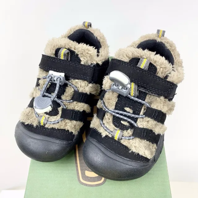 Keen Pink White Fleece-Lined Adjustable Strap Casual Sandals 17