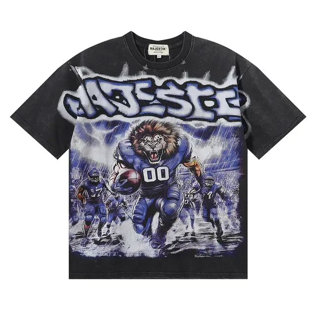 MAJESTIK Distressed Black Graphic Lion Football T-Shirt 3
