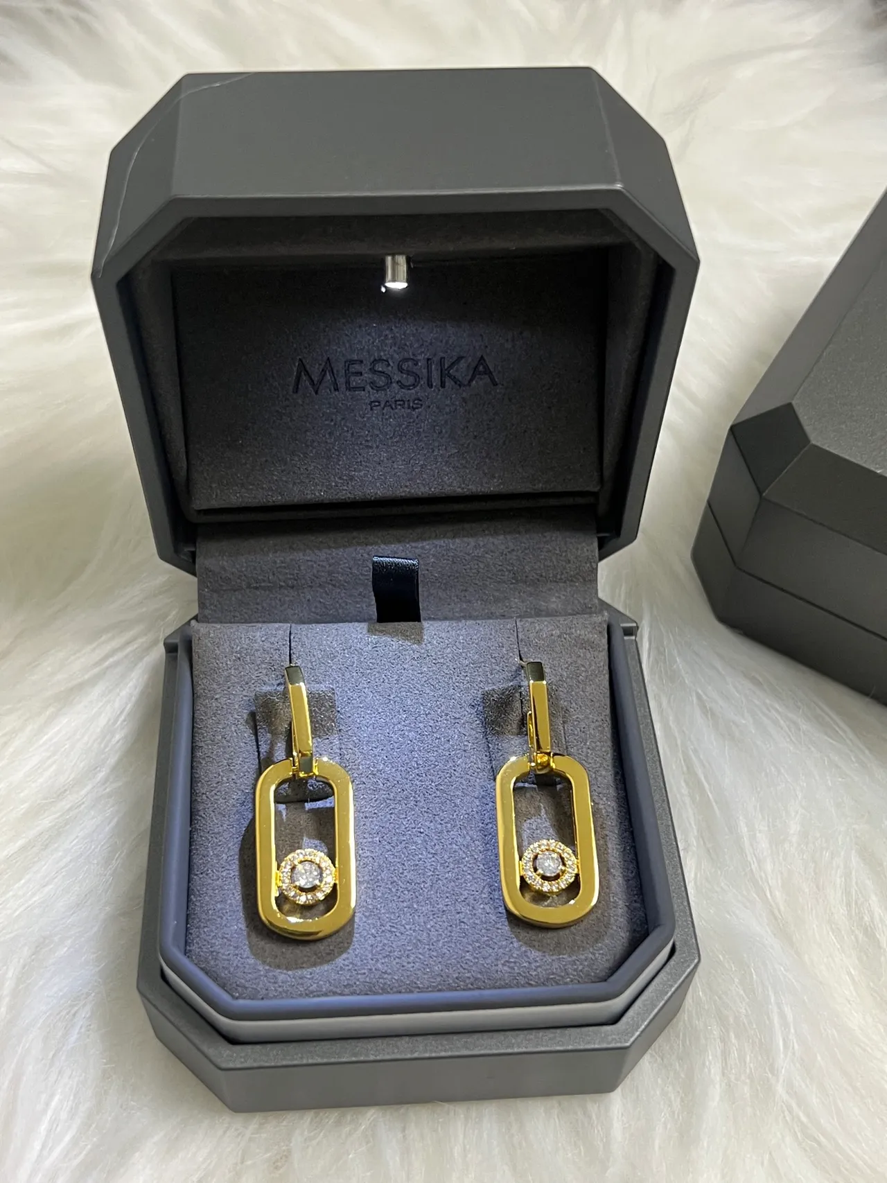 Messika Move Rectangular Pavé Drop Earrings 3