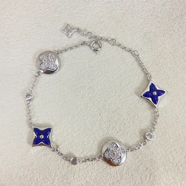 Collares de encanto de estrella y floral de esmalte de múltiples tonos 3