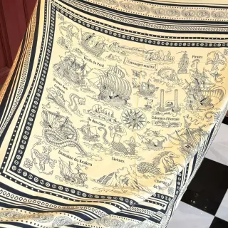Bufanda de seda cuadrada con impresión de mapa náutico, crema y negra