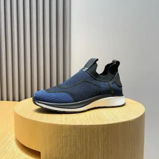 Zapatillas lifestyle slip-on de knit en navy y negro
