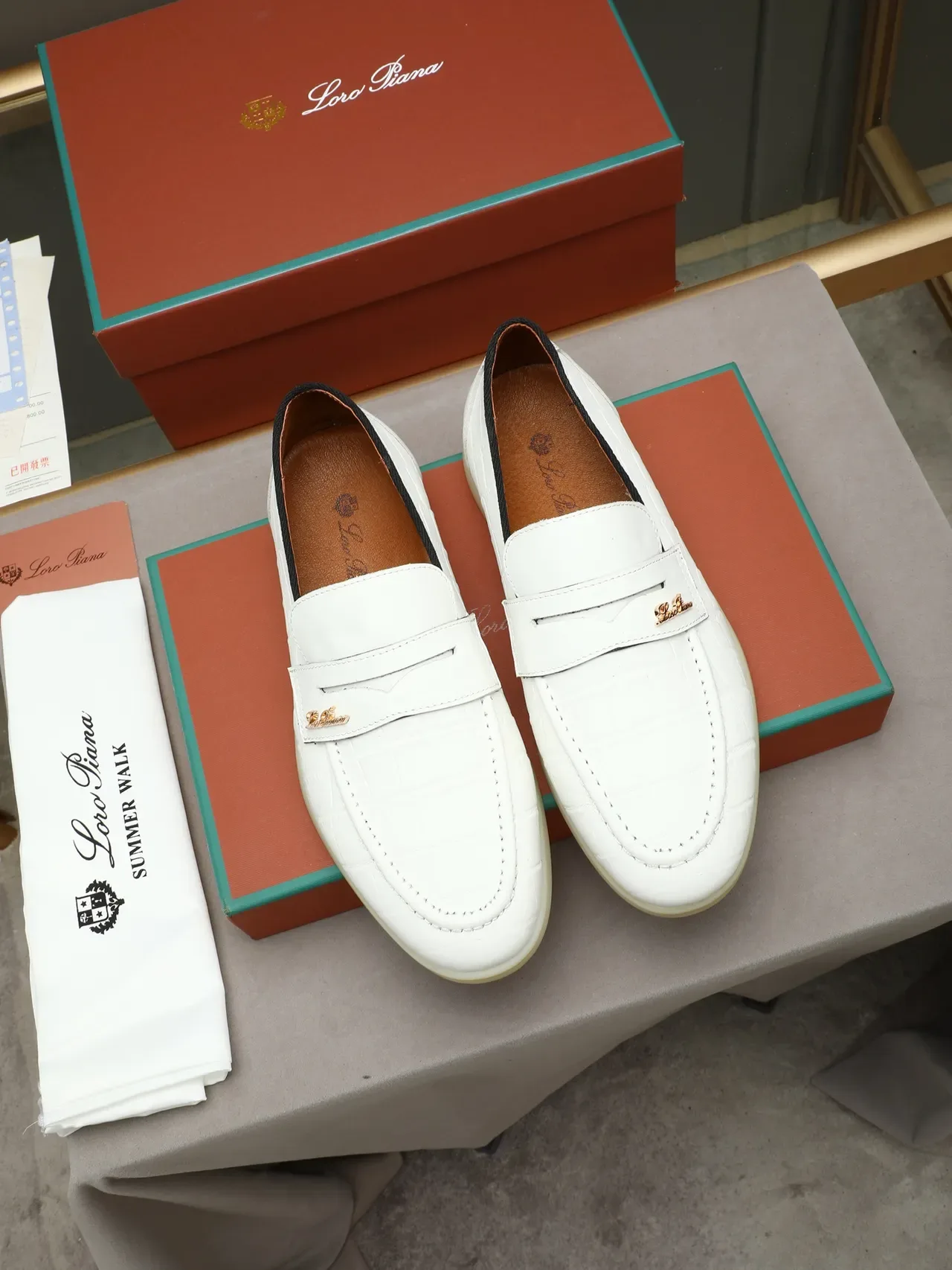 Navy Beige Crocodile-Embossed Leather Metal Logo Plaque Loafer 2