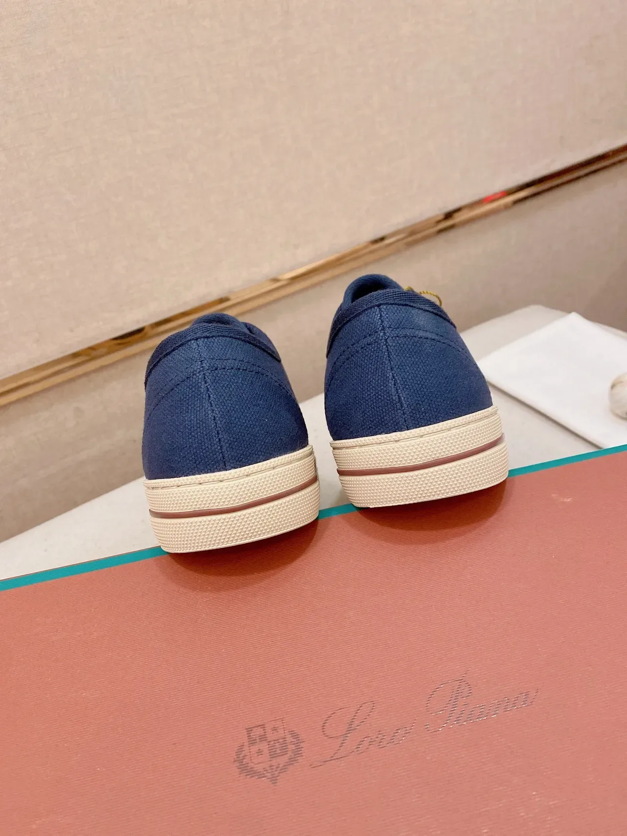 Navy Beige Upper Low-Top Canvas Shoes 3