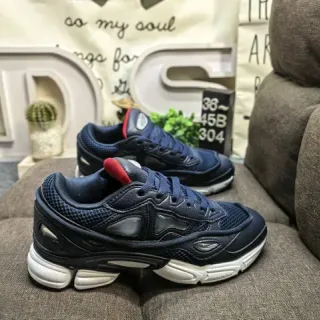 Zapatillas Lifestyle Chunky Azul Marino y Rojo