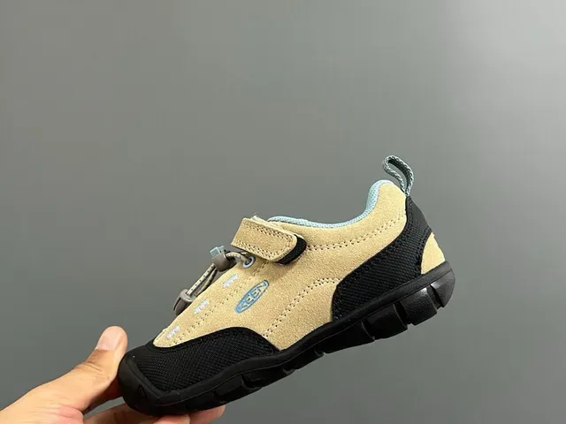 Orange and Black Laceless Hook-and-Loop Strap Lifestyle Sneakers 5