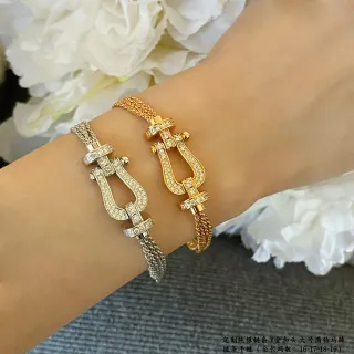 Pulseras de cadena de malla tejida con cierre en herradura pavé-set