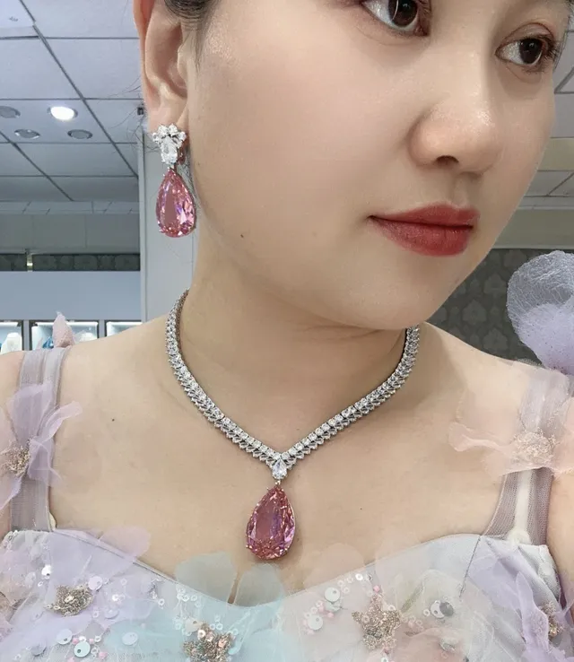 Pink Teardrop Crystal Dangling Earrings 8