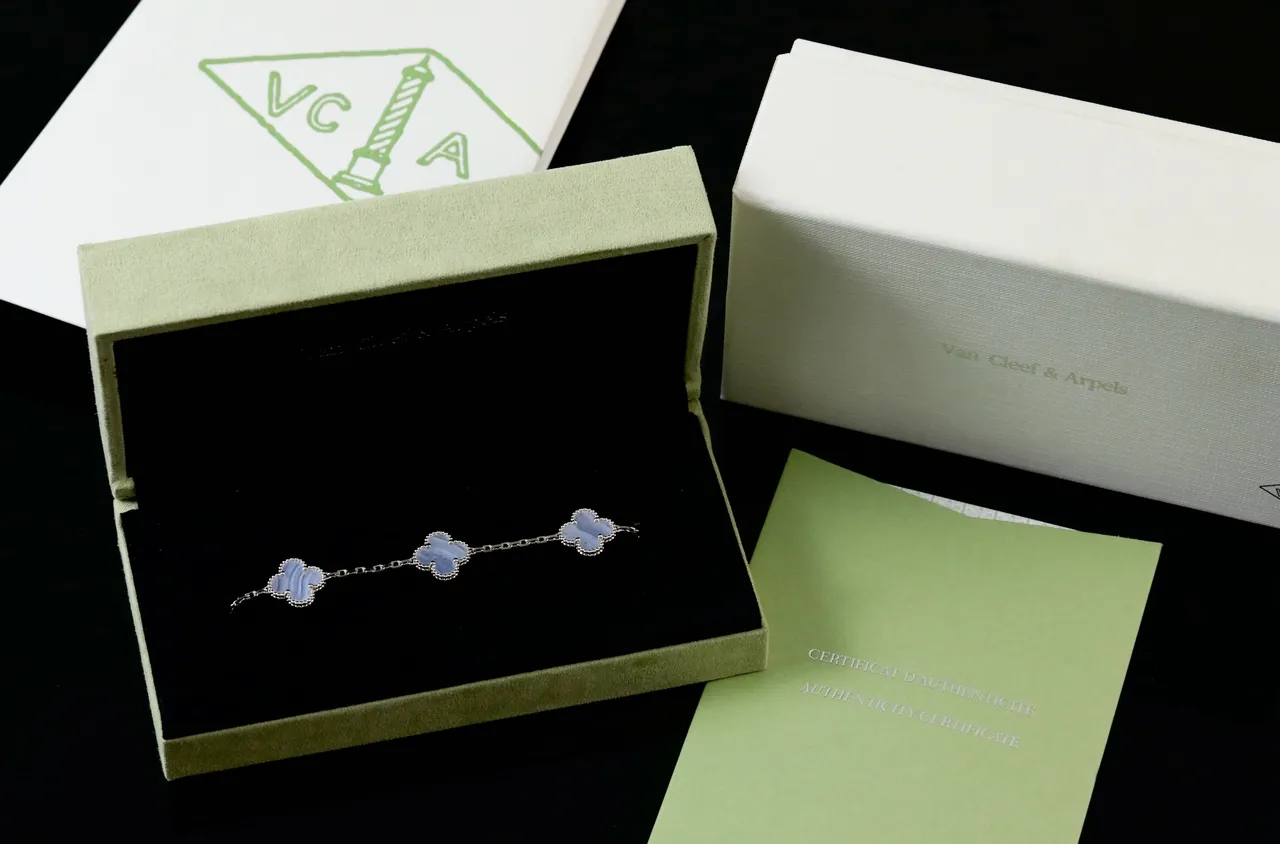 Purple Silver Clover-Shaped Motifs Beaded Bezel Edge Bracelet 7