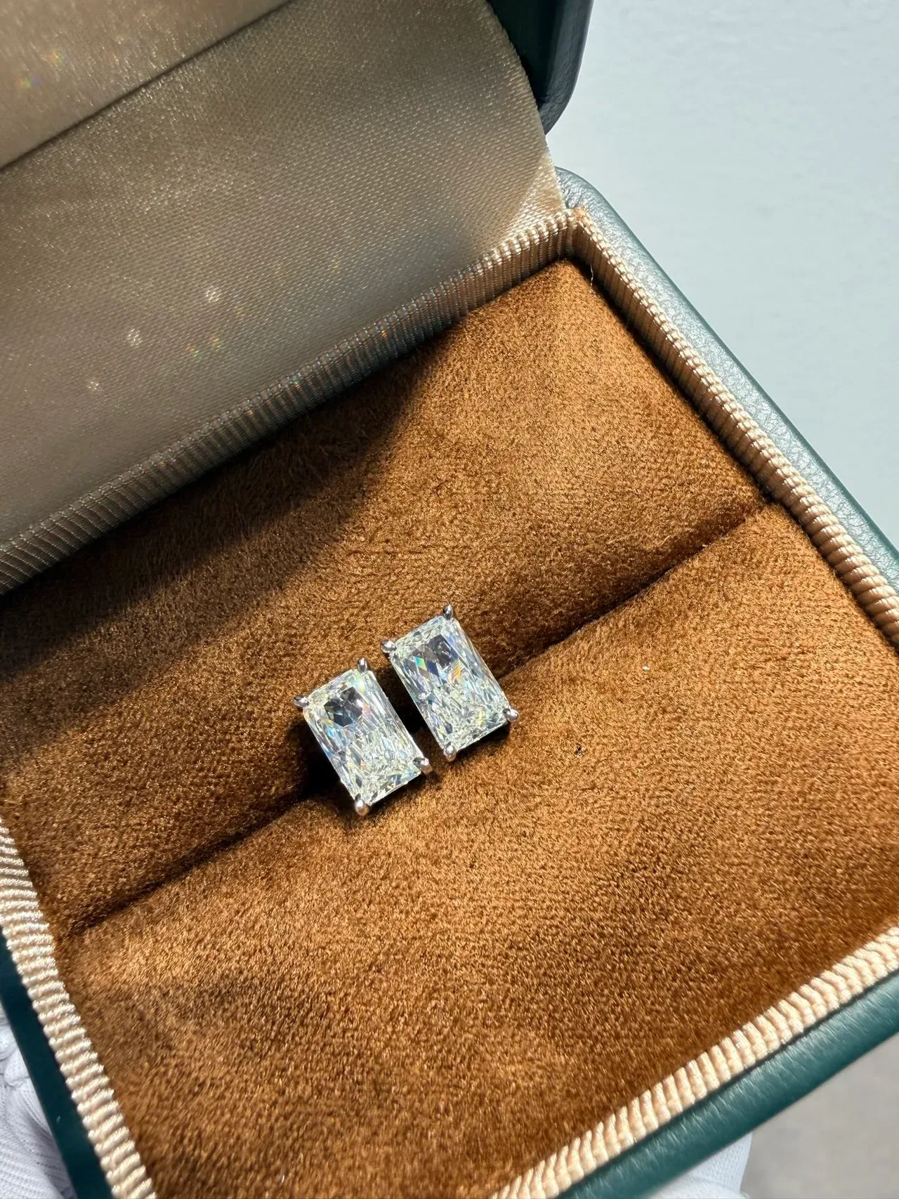 Rectangular Emerald-Cut Clear Stone Four-Prong Stud Earrings 9