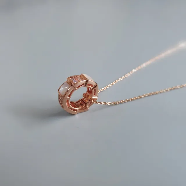 Red Gold Geometric Open-Ring Pendant Rose Tone Necklace 8