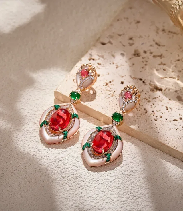 Red Green Drop Gemstone-Set Earrings 2