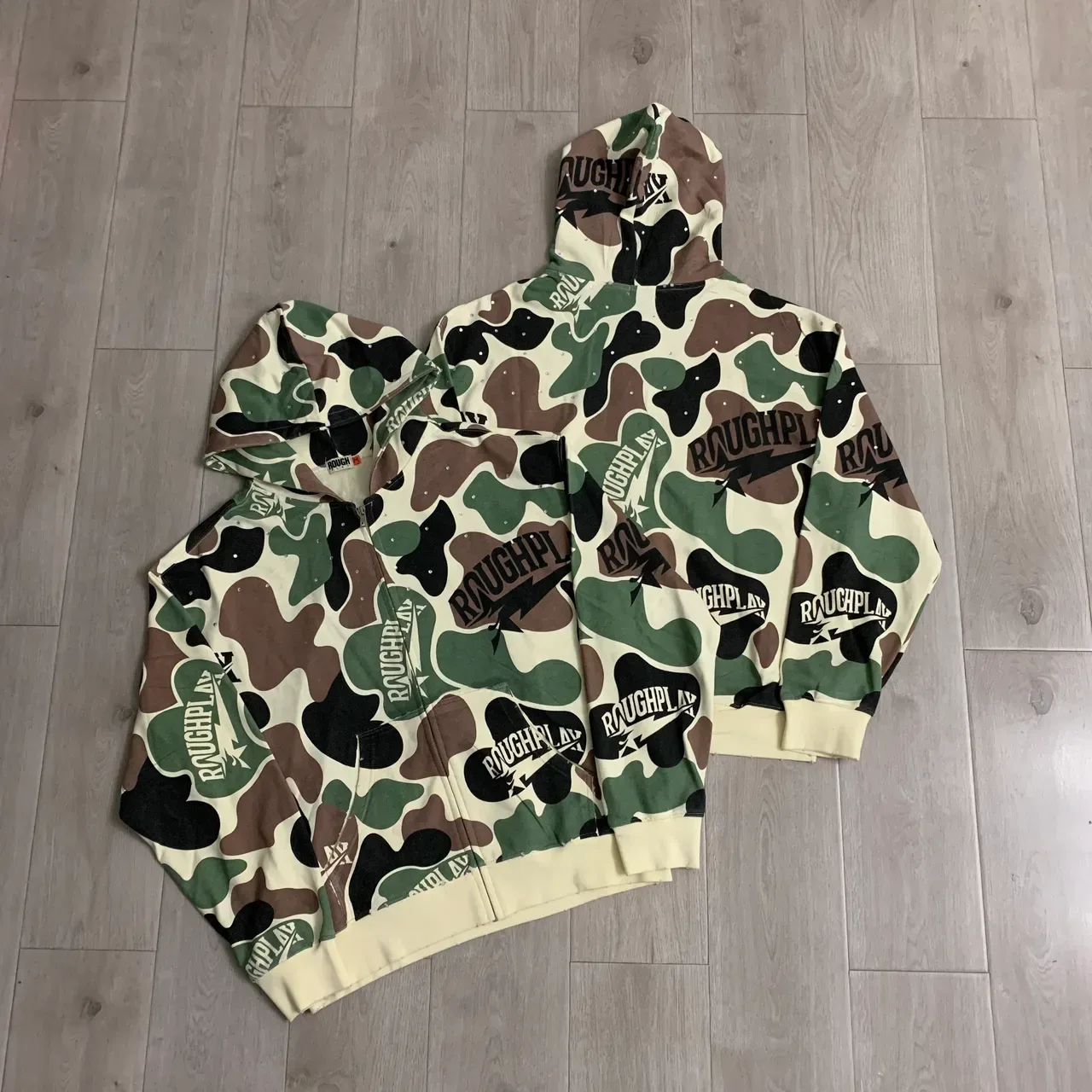 Rough Play Camouflage Full-Zip Hoodie 1