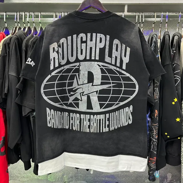 ROUGH Roughplay Skull Graphic Oversized T-Shirt 5