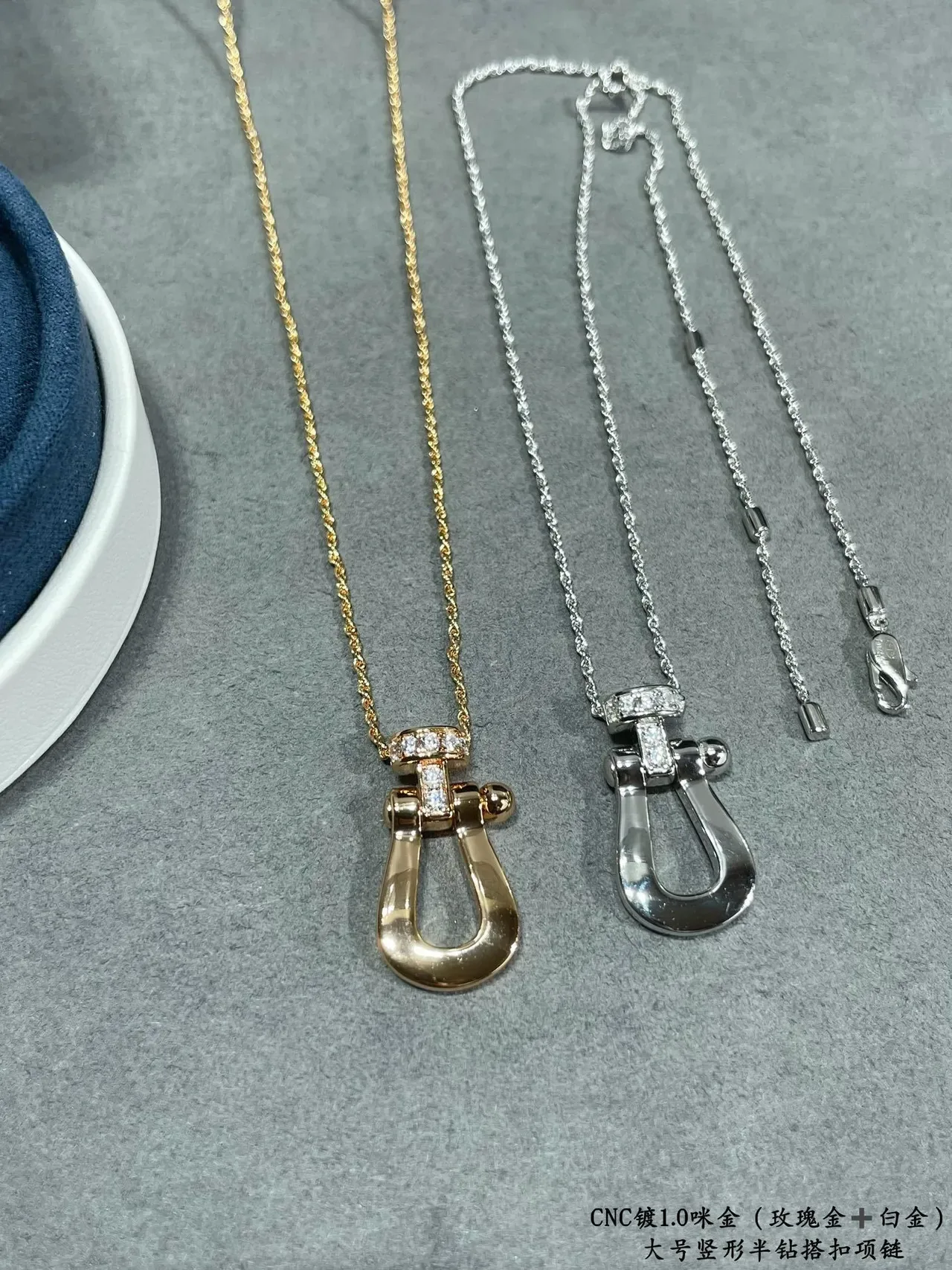 Shackle-Style Pendant Silver Black Pavé-Set Stones Necklace 2