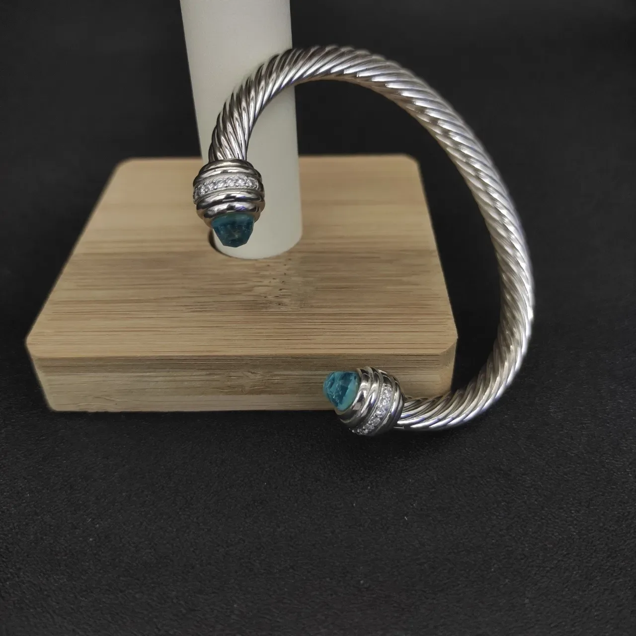 Silver Blue Twisted Cable Construction Faceted Gemstone Terminals Bracelet 7