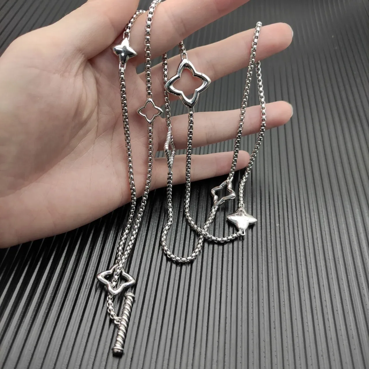 Silver Fine Beaded Chain Open Star Charms Necklace 4