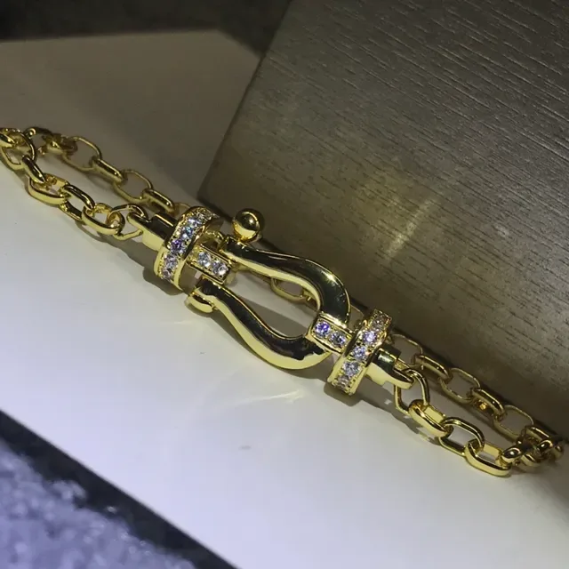 Silver Gold Clasp-Shaped Pendant Crystal-Encrusted Necklace 3