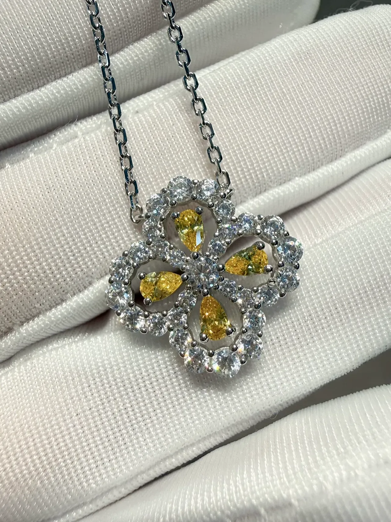 Silver Purple Floral Quatrefoil Pendant Pear-Shaped Gemstones Necklace 3