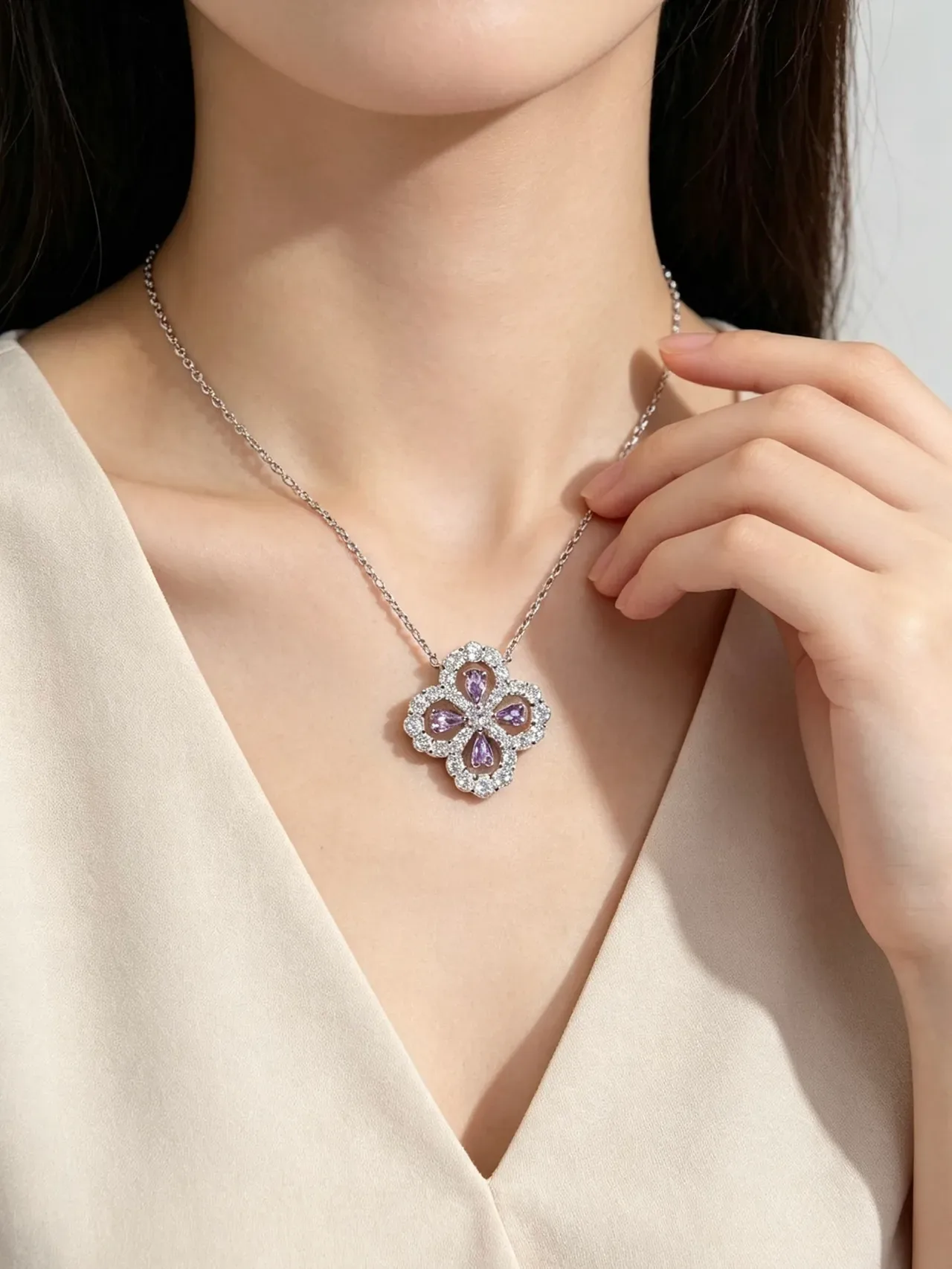 Silver Purple Floral Quatrefoil Pendant Pear-Shaped Gemstones Necklace 5