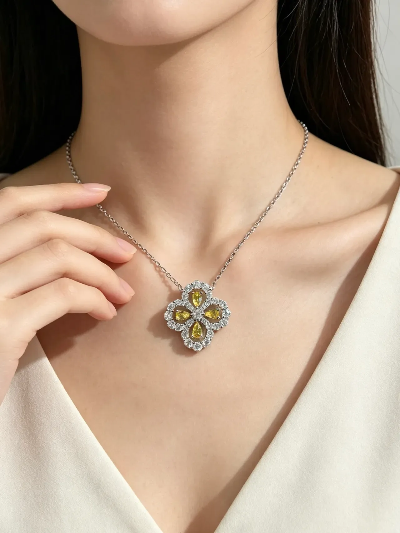 Silver Purple Floral Quatrefoil Pendant Pear-Shaped Gemstones Necklace 8