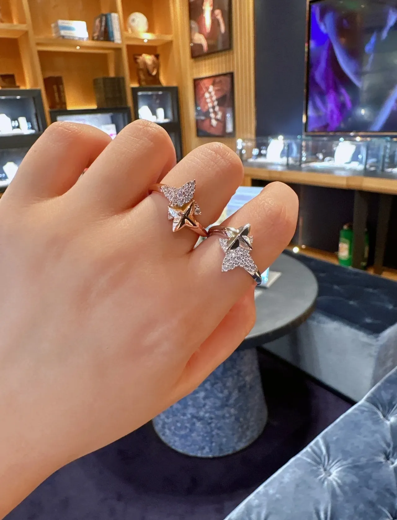 Silver-Toned Pavé Star Motif Ring 2