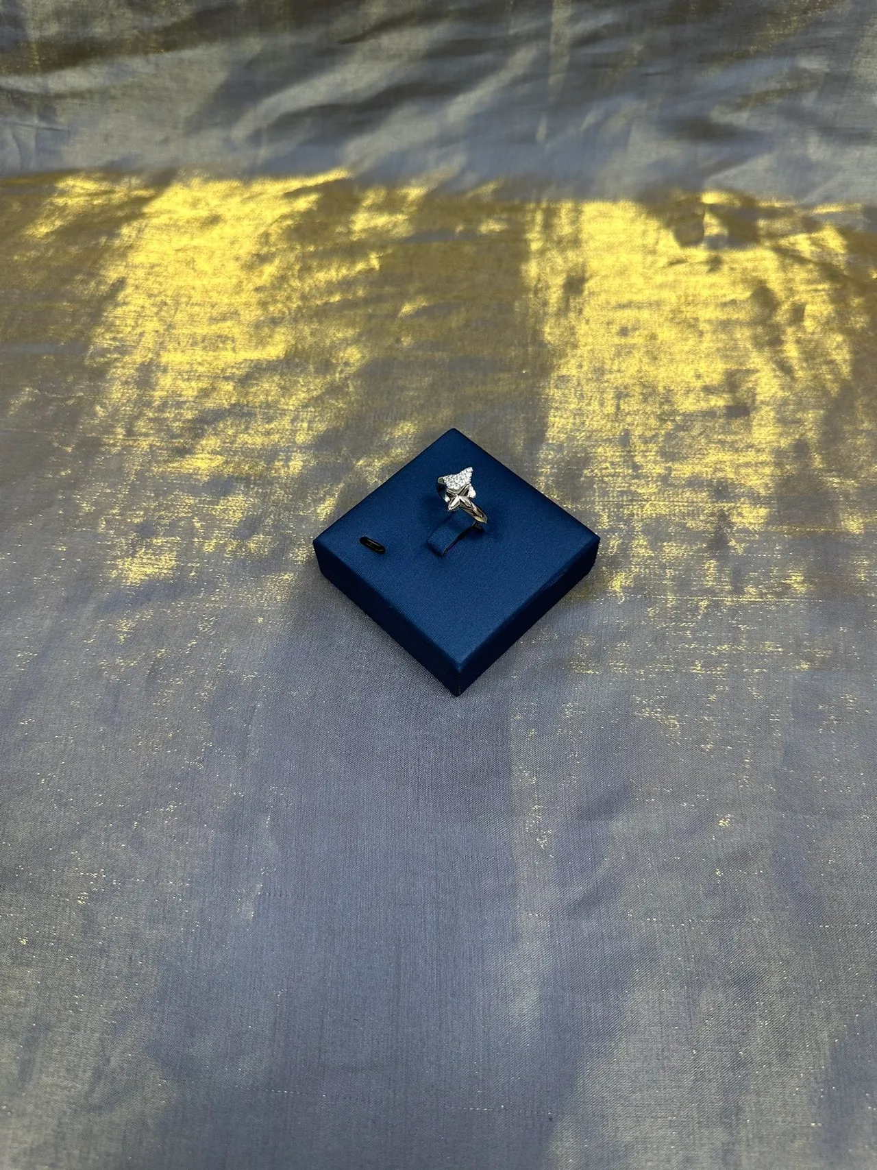 Silver-Toned Pavé Star Motif Ring 9