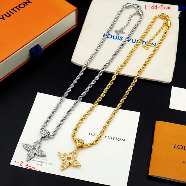 Silver-Toned Rope Chain Pavé Cross Pendant Necklace 7