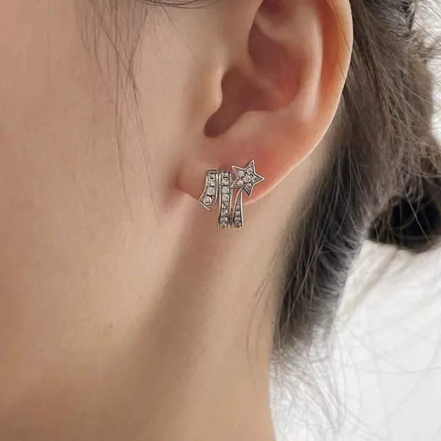 Silver Transparent Star-Shaped Crystal-Encrusted Earrings 9