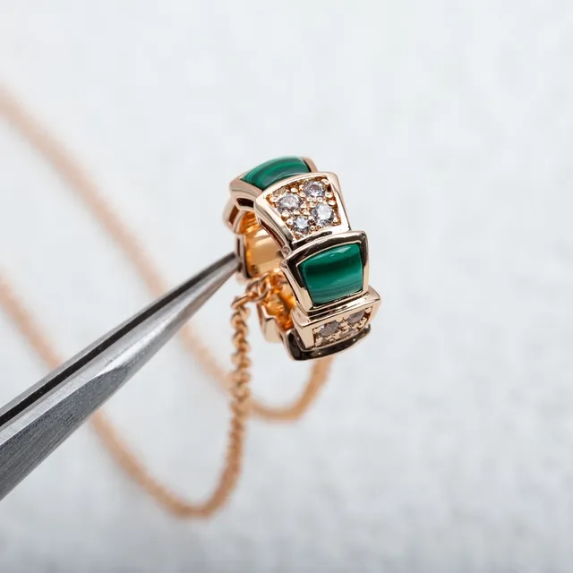 Stacked Geometric Malachite and Pavé Diamond Pendant Necklace 6
