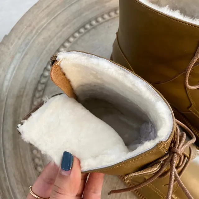 حذاء كعب مضخم بلون بني فاتح مع أربطة 2