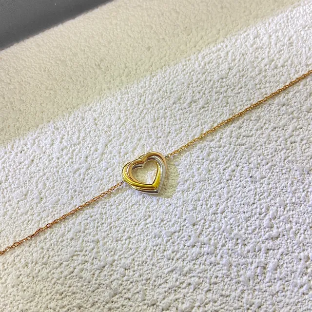 Triple-Layer Interlocking Heart Pendant Gold-Tone Chain Bracelet 3