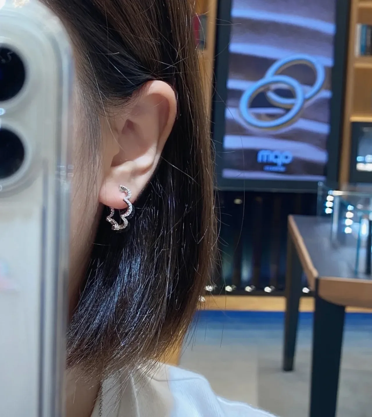 Twisted Pavé Crystal Hoop Earrings 3