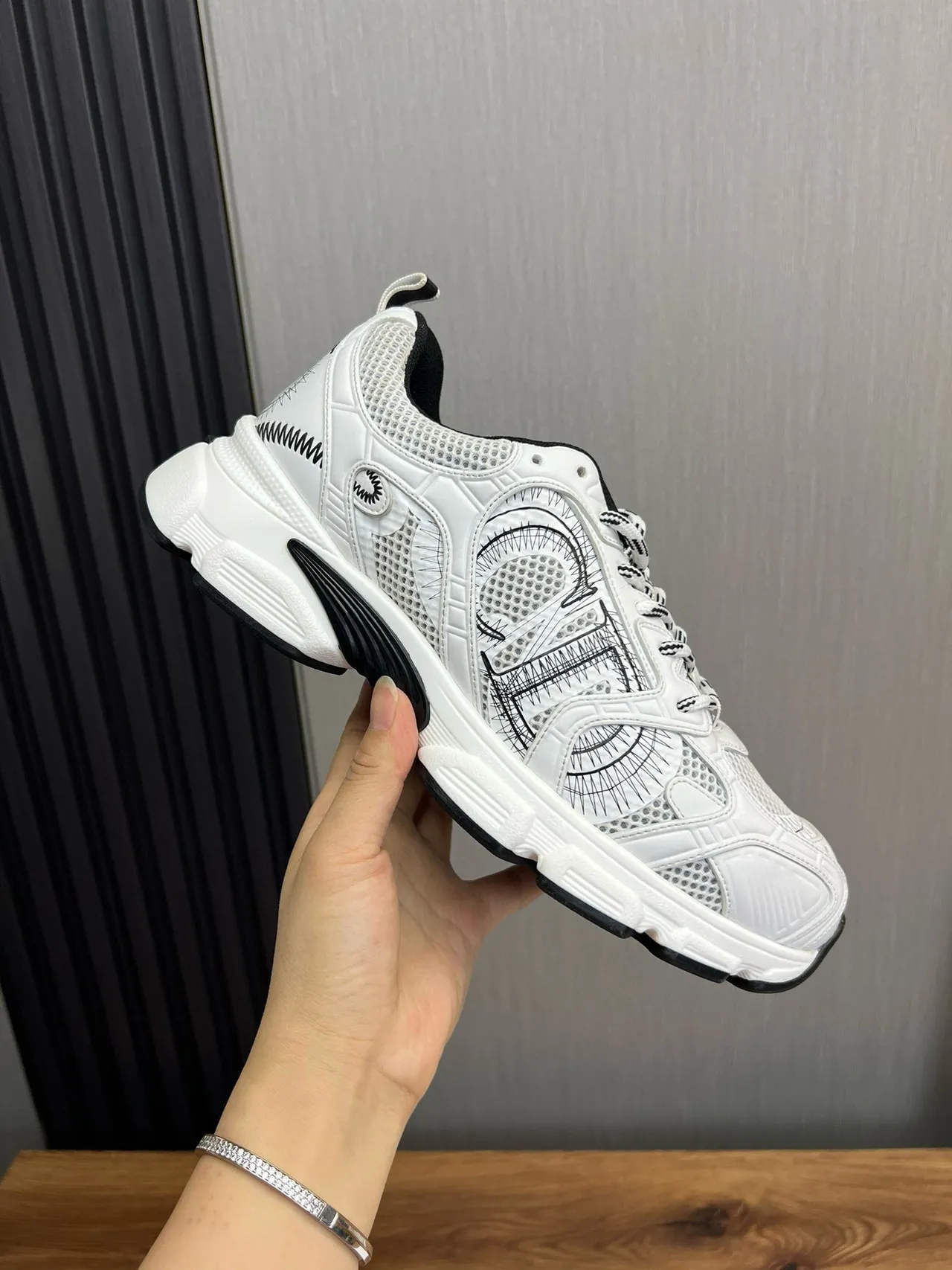 White Black Sole Mesh And Synthetic Overlay Construction Chunky Sneakers 4