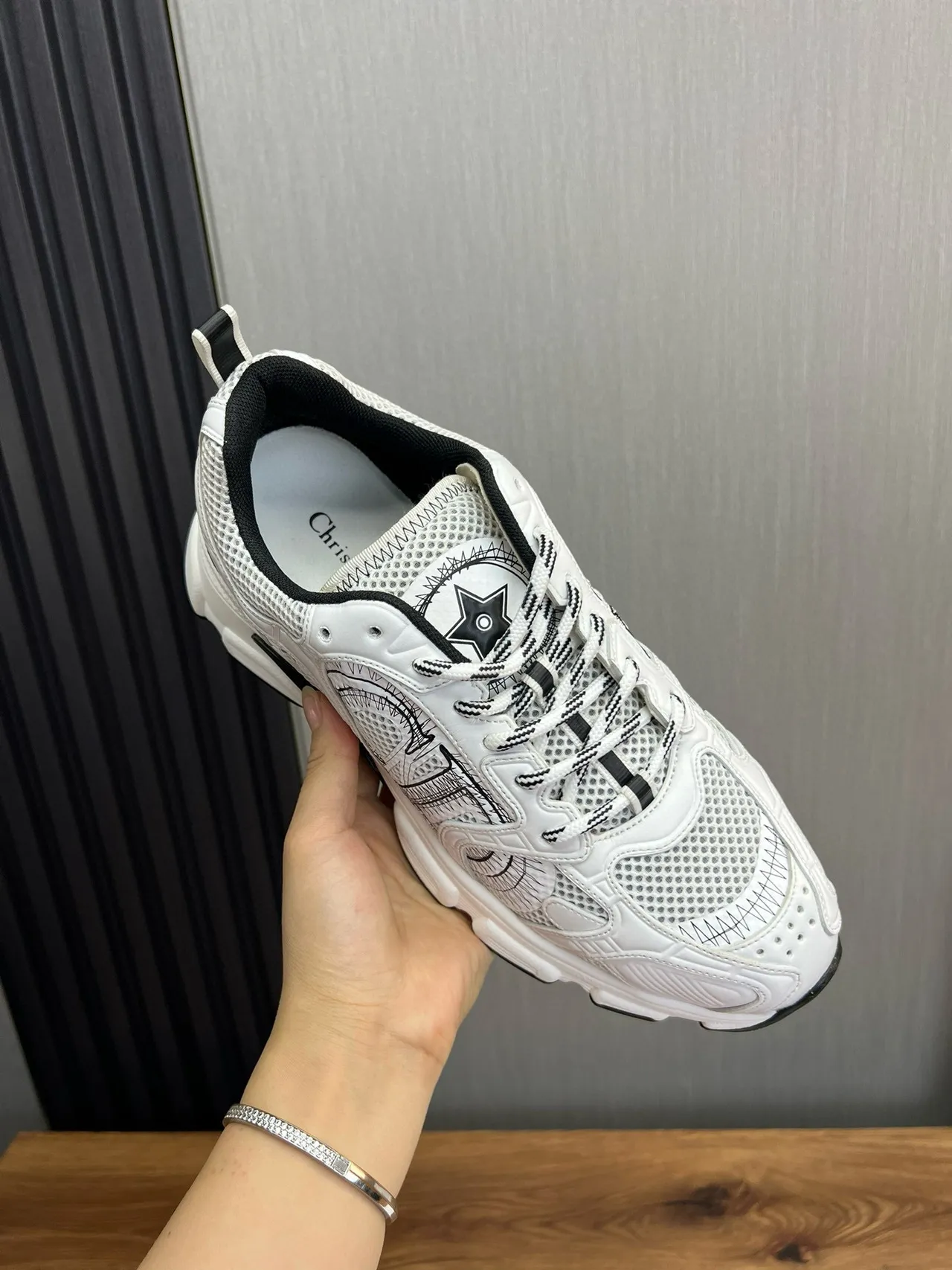 White Black Sole Mesh And Synthetic Overlay Construction Chunky Sneakers 7