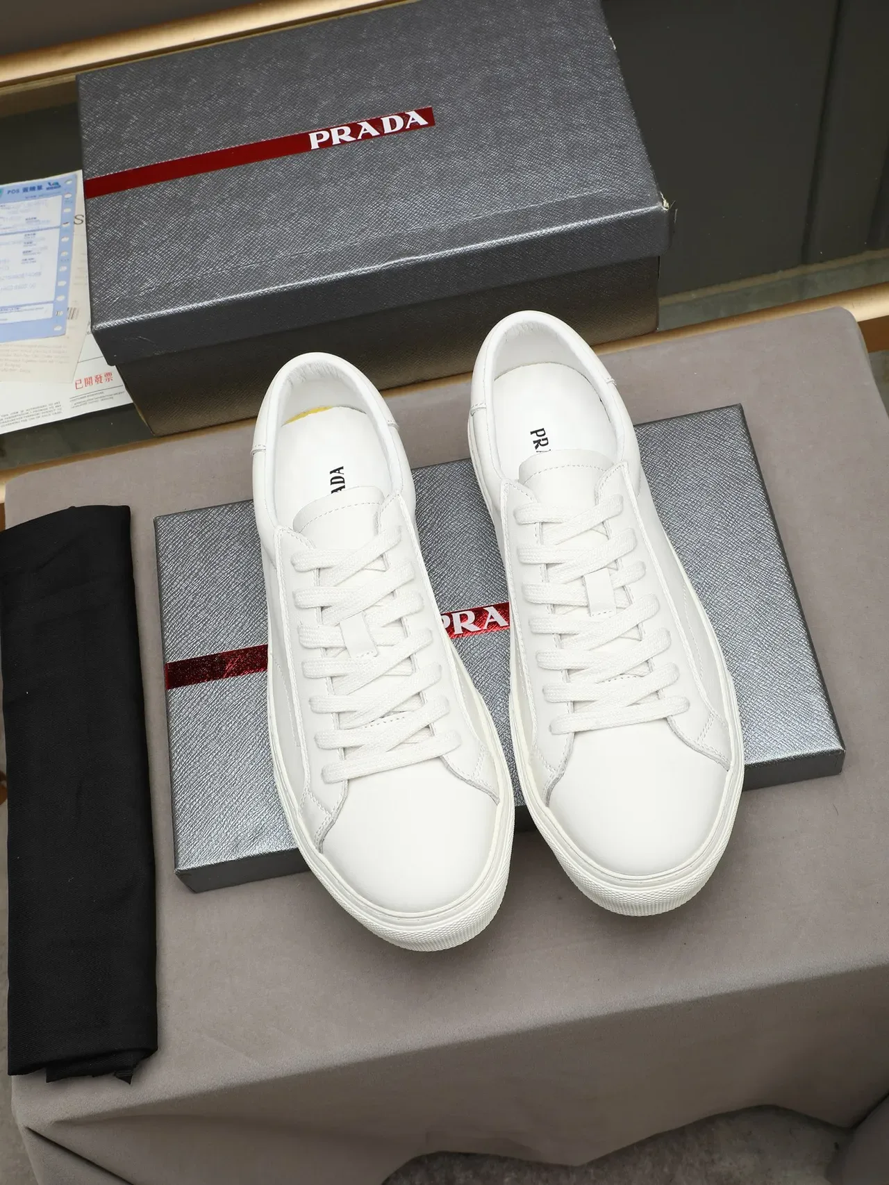 White Minimalist Low-Top Lifestyle Sneaker 2